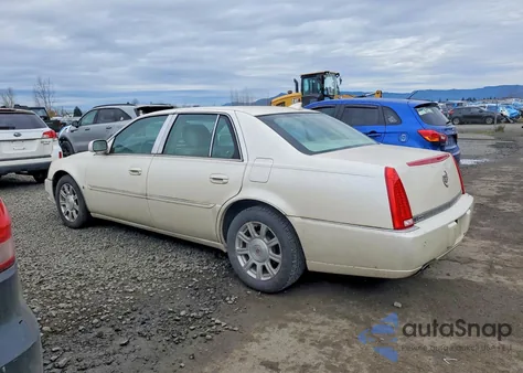 2009 Cadillac Dts z USA, uszkodzony, nr VIN 1G6KD57YX9U100864